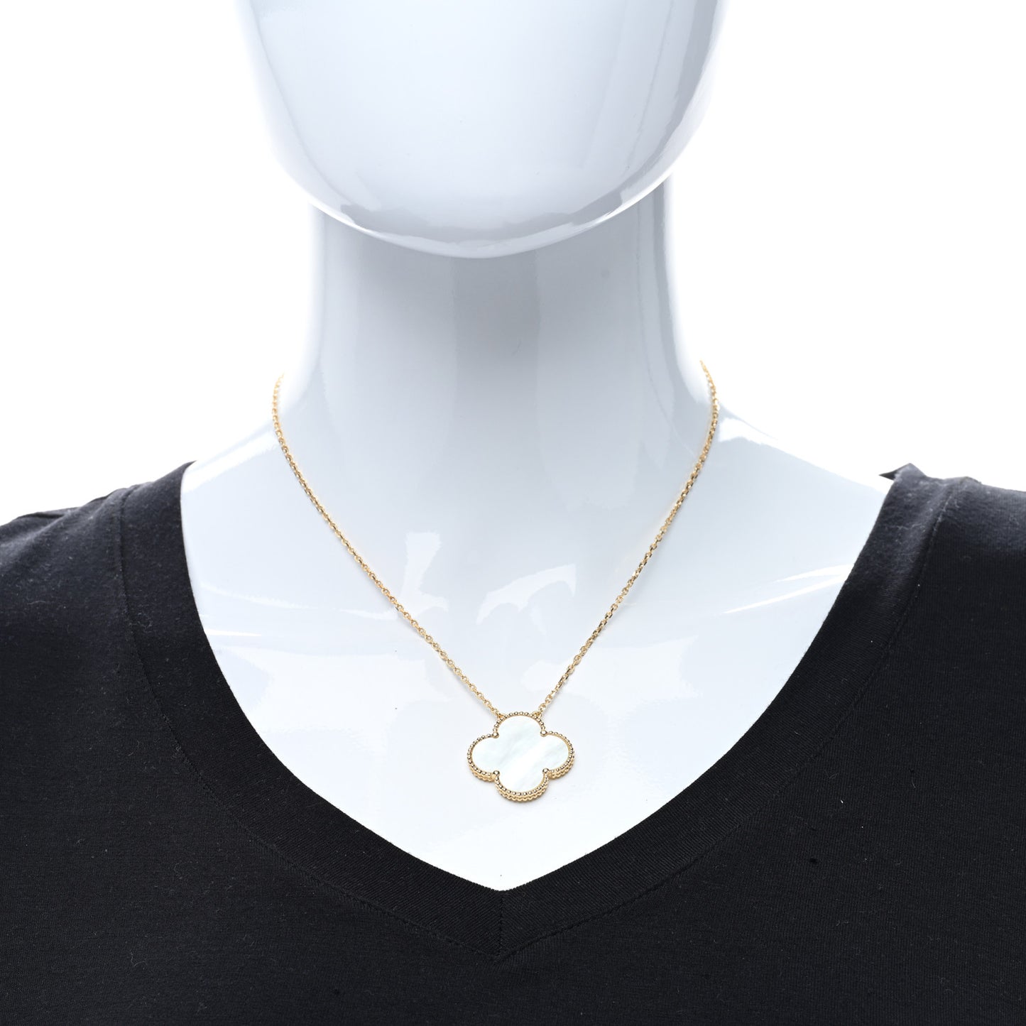 18K Yellow Gold Mother of Pearl Magic Alhambra Pendant Necklace