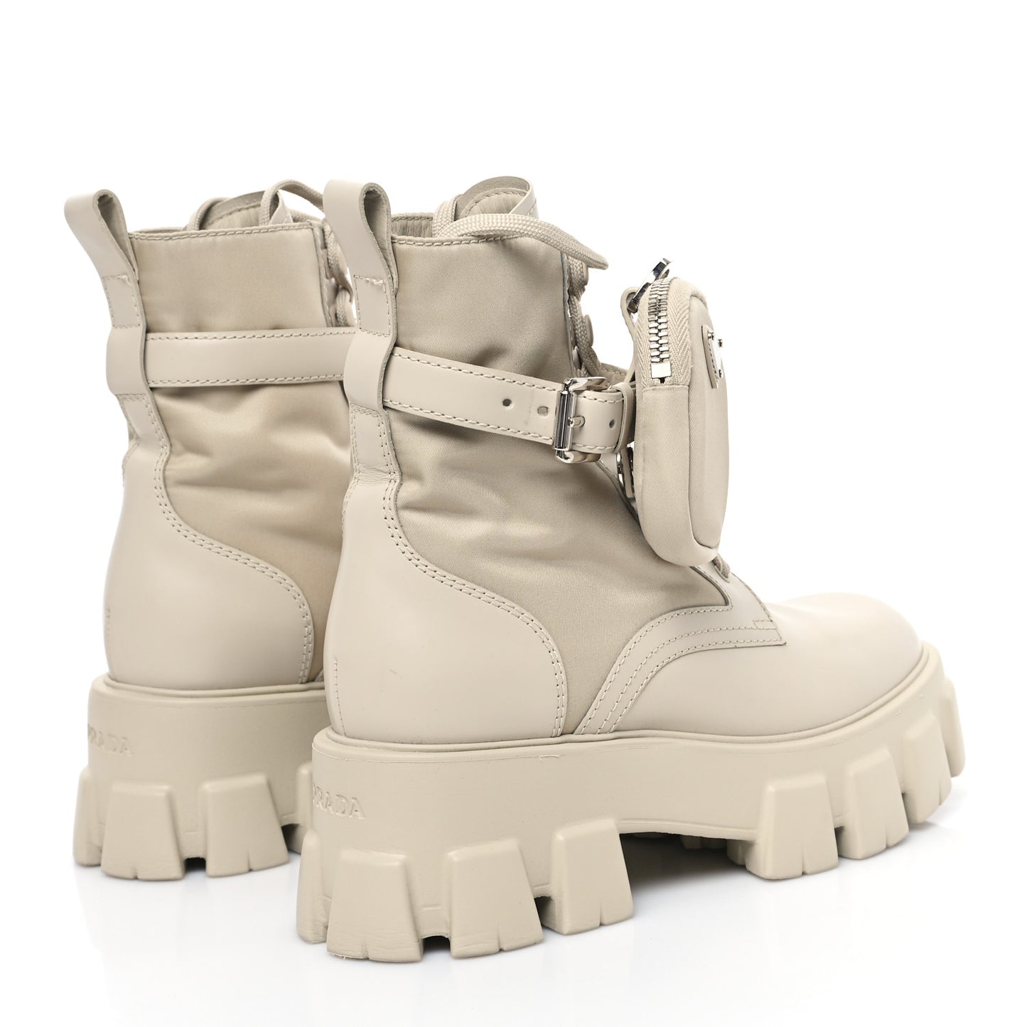 Spazzolato Rois Re-Nylon Metal Triangle Logo Monolith Pouch Pocket 55mm Boots 37.5 Deserto