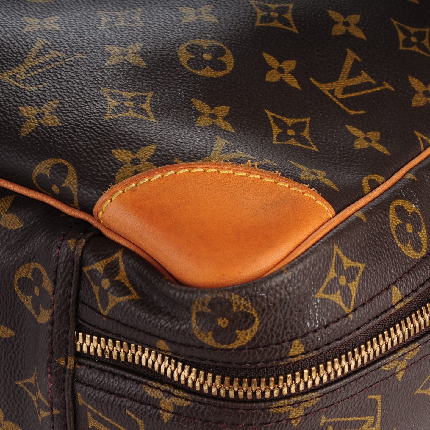 Monogram Sirius 55