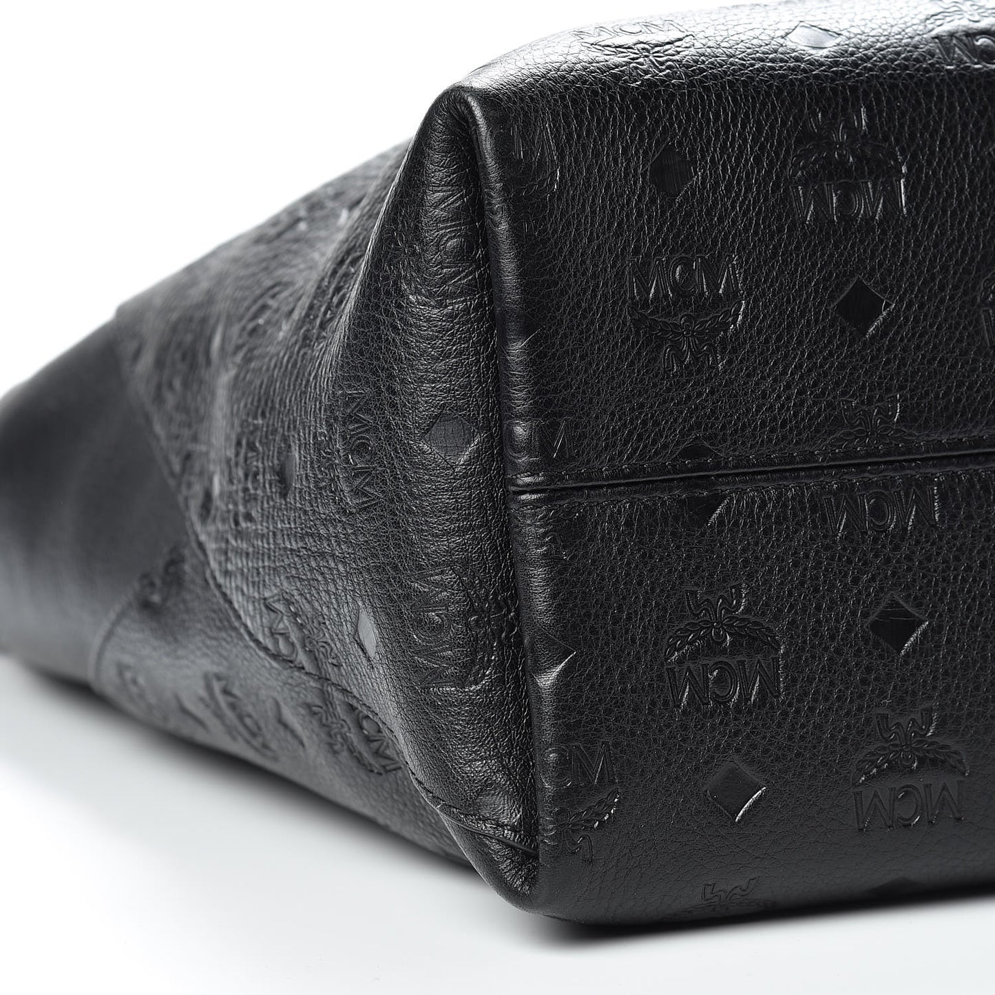 Calfskin Ottomar Large Klara Hobo Black