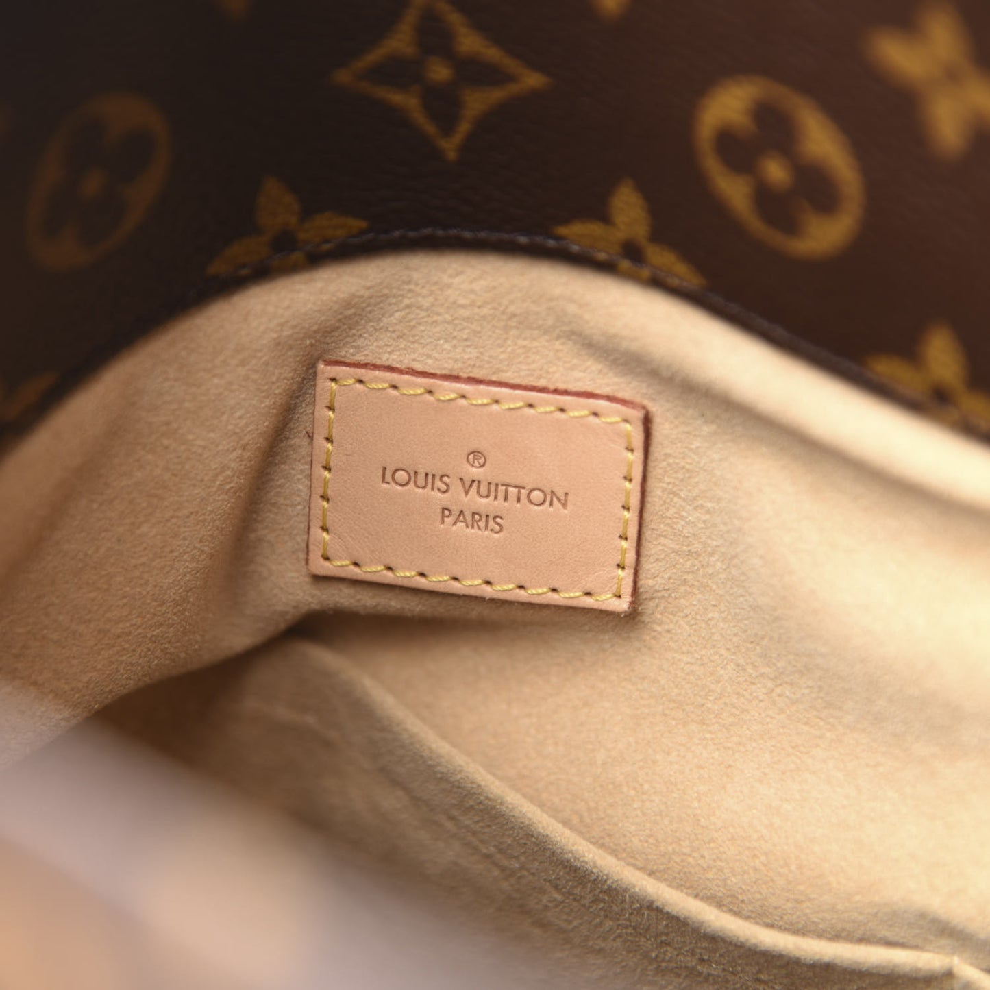 Monogram Artsy MM