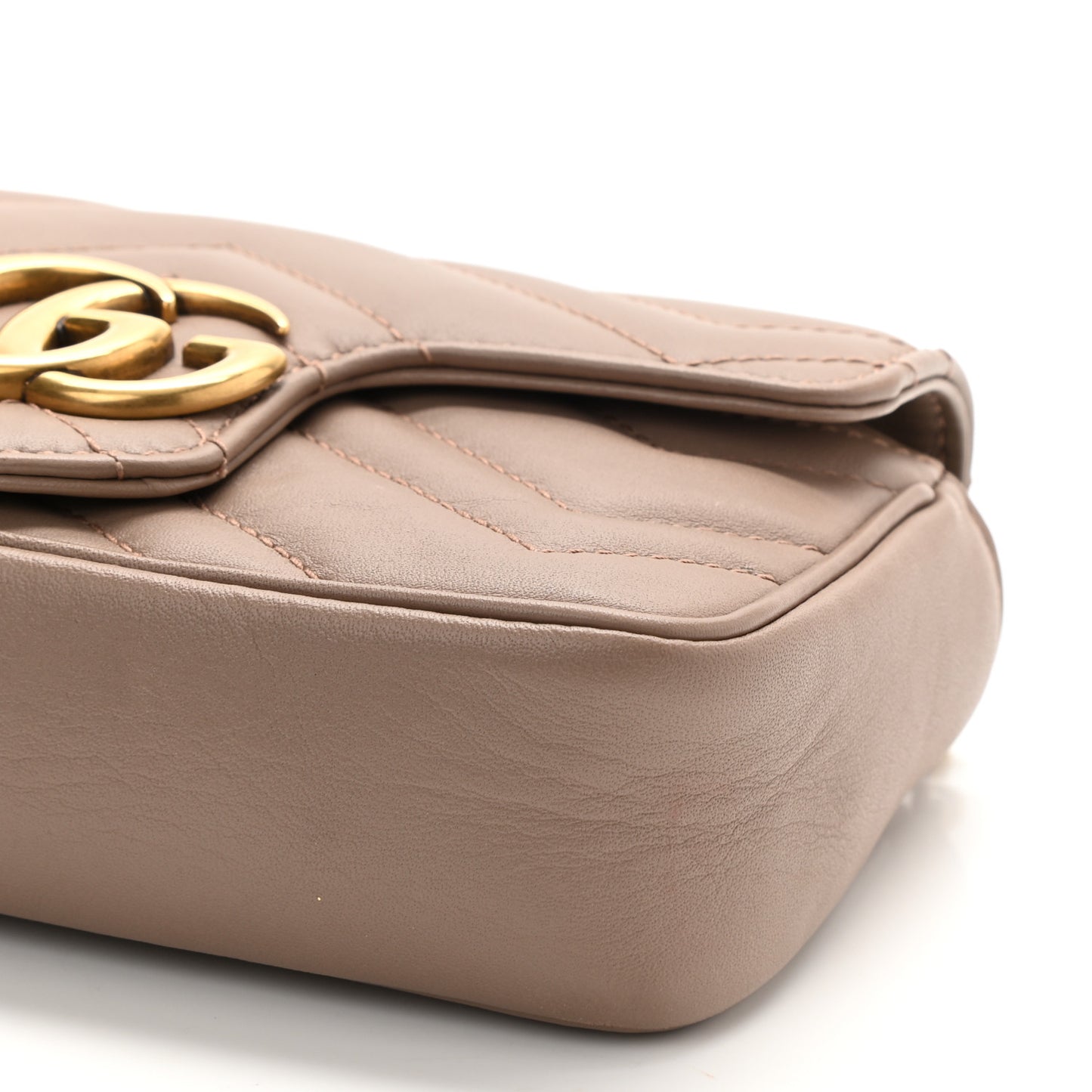 Calfskin Matelasse Super Mini GG Marmont Shoulder Bag Porcelain Rose