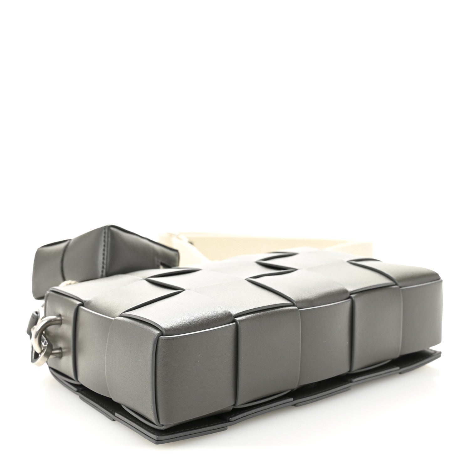 Bottega Veneta Calfskin Maxi Intrecciato Versatile Cassette Bag Thunder 4 of 10