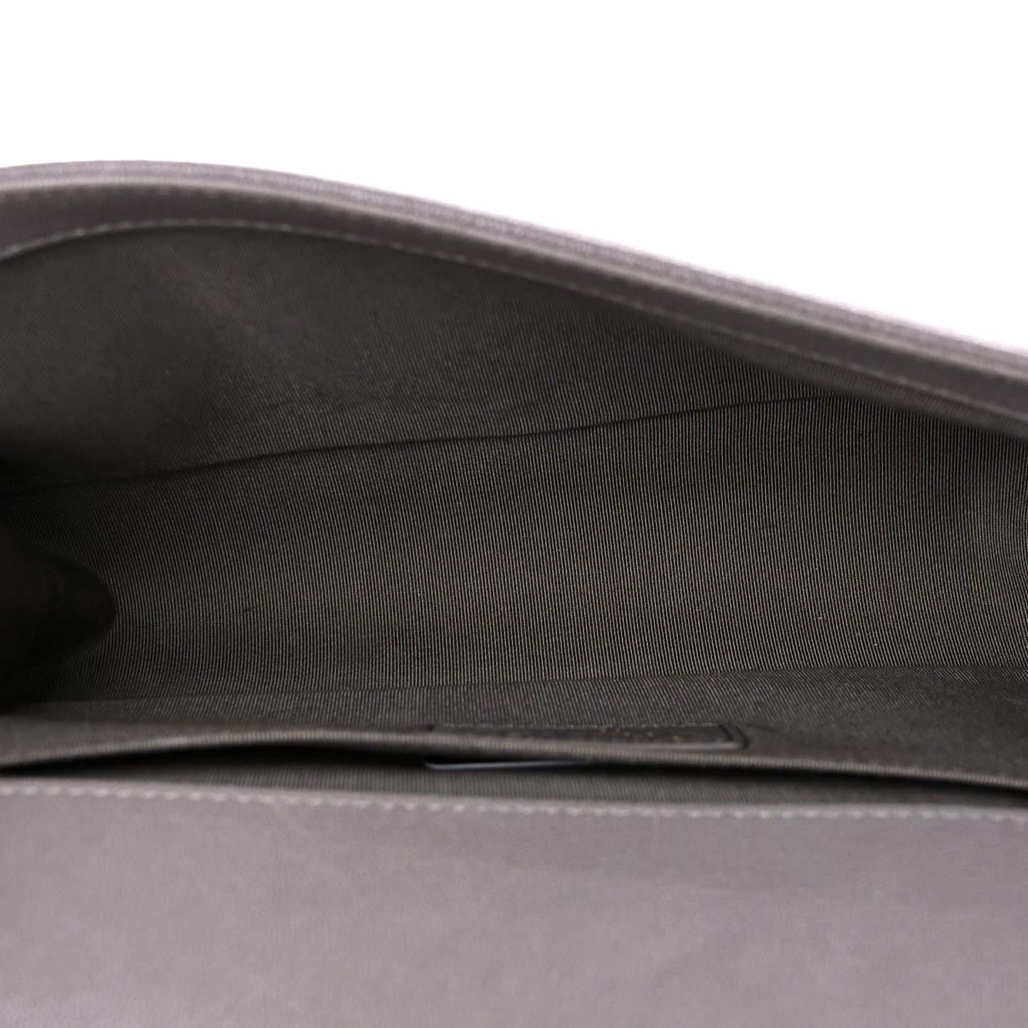 Caviar Quilted Medium Boy Flap Grey