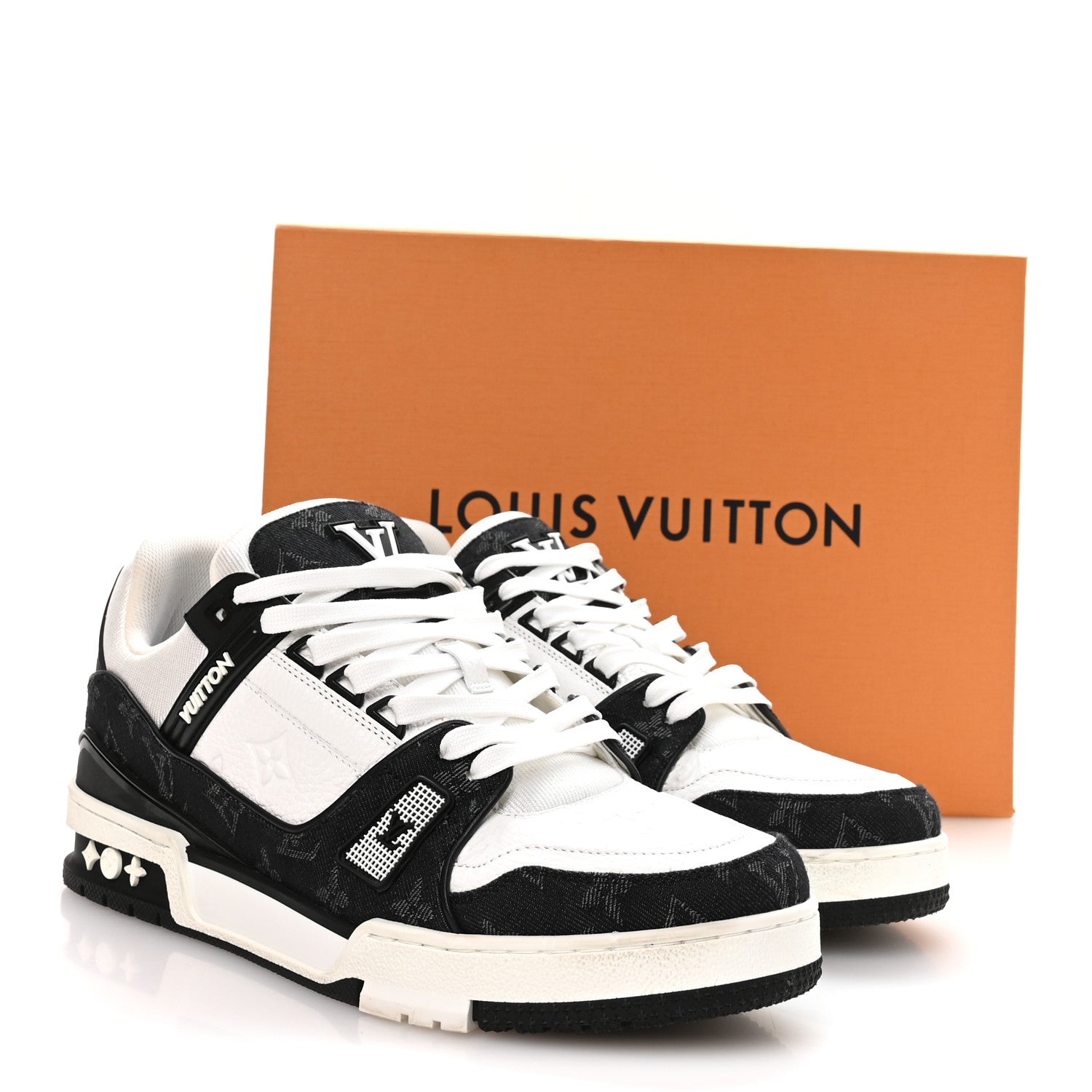Louis Vuitton Calfskin Monogram Denim Mens LV Trainer Sneakers 8.5 Black 9 of 9