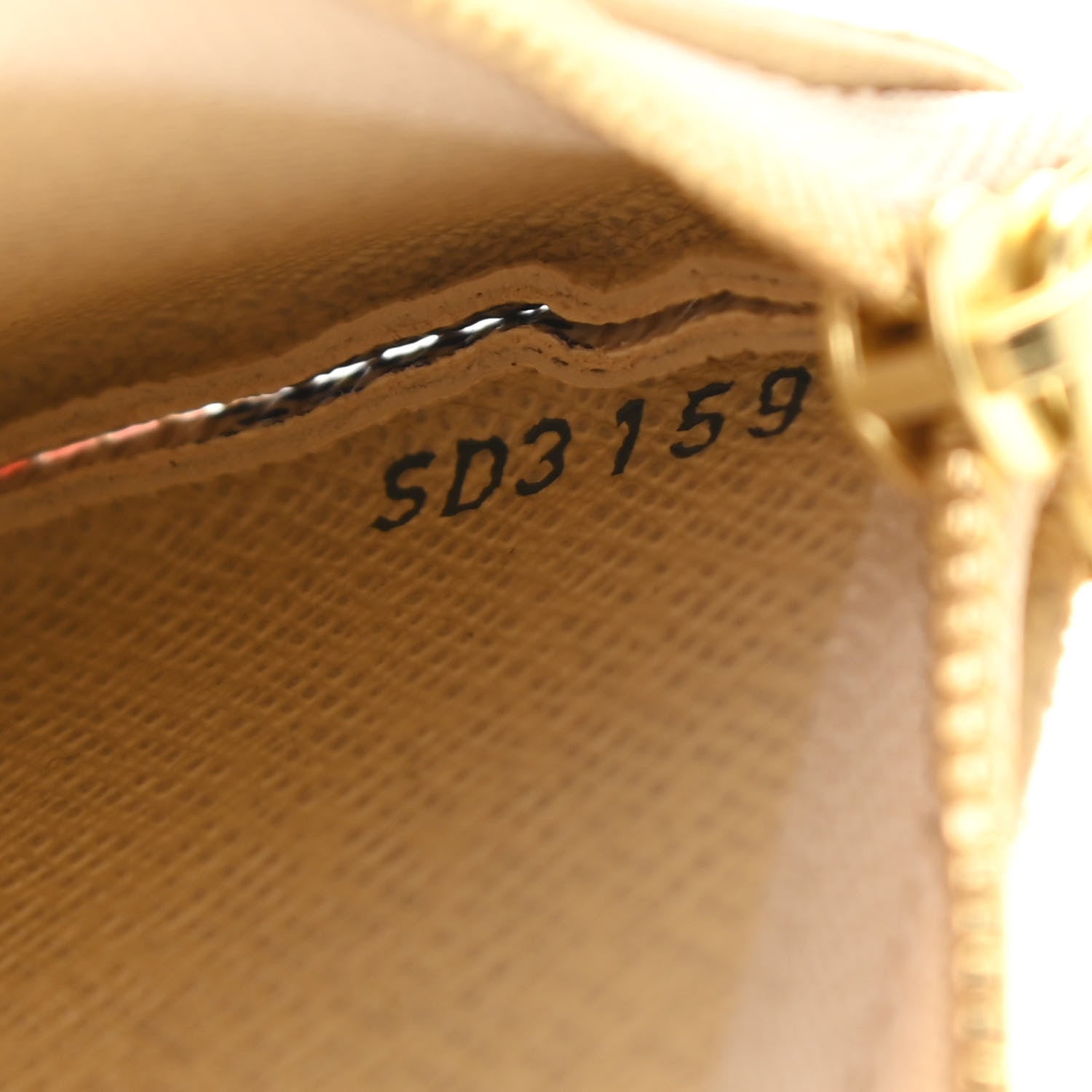 Louis Vuitton Damier Azur Key Pouch 7 of 7