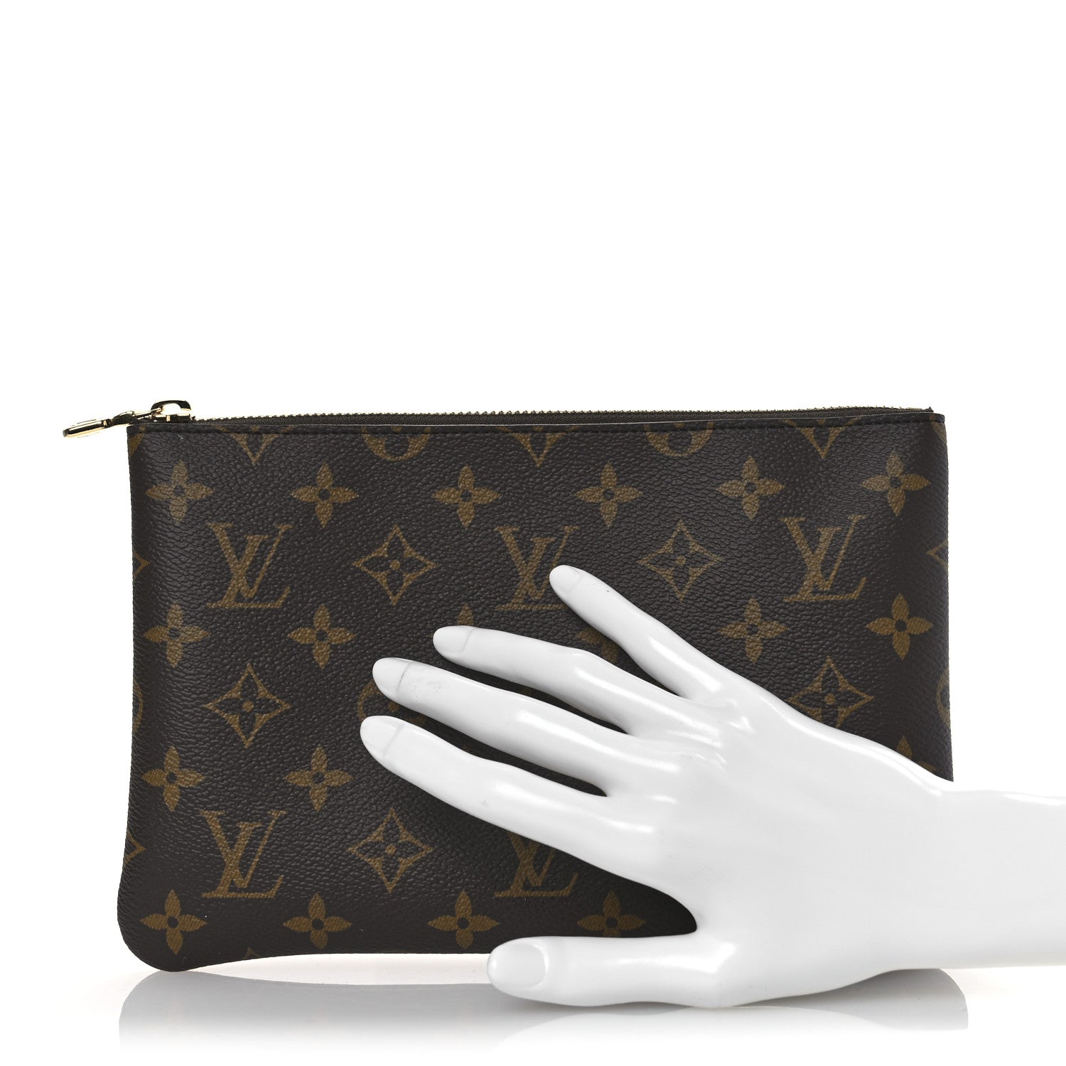 Louis Vuitton Monogram Key Pouch M 2 of 11