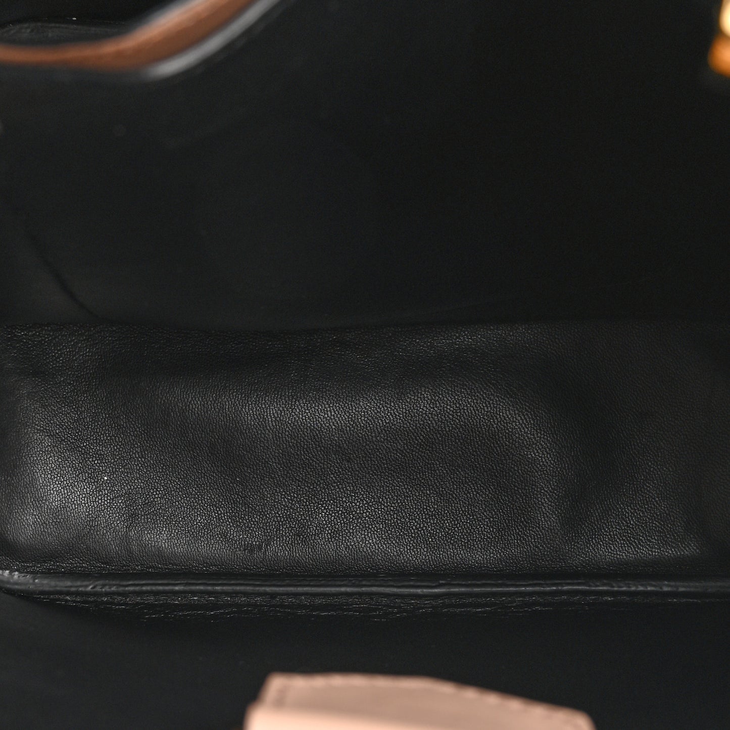 Saffiano Cuir Medium Panier Bucket Bag Cipria Black