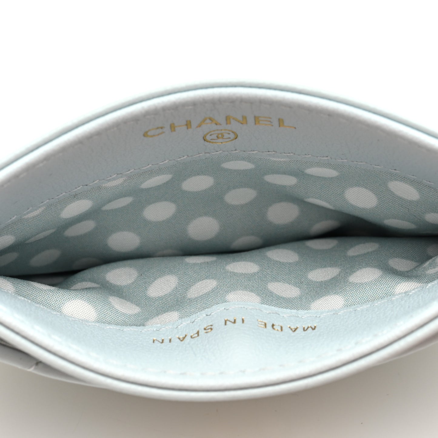Lambskin Pearl Quilted Card Holder Light Blue