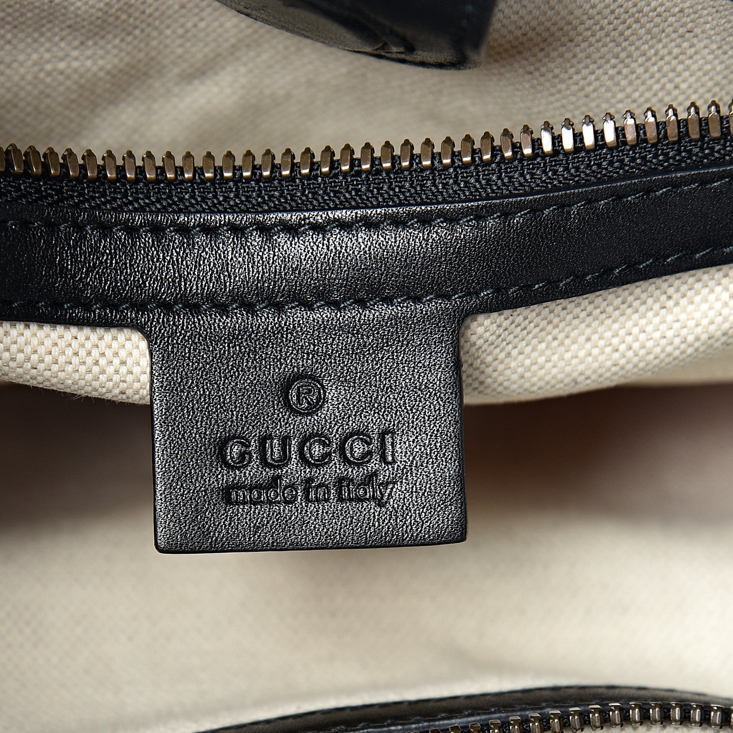Gucci Soft GG Supreme Monogram Kingsnake Vertical Tote Black 5 of 9