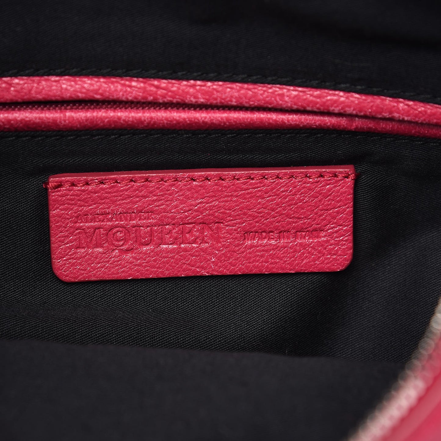 Calfskin De Manta Clutch Fuchsia