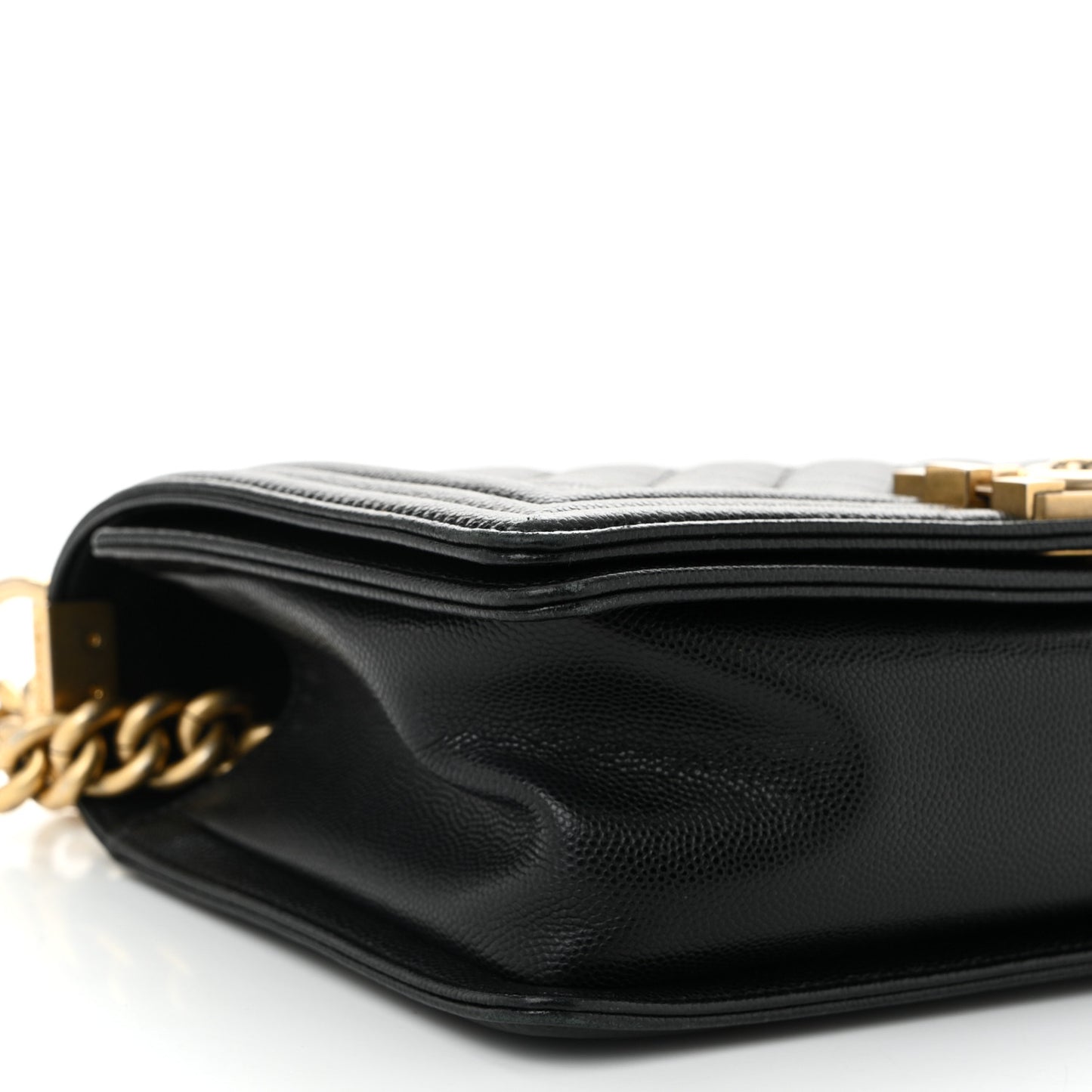 Caviar Quilted Medium Boy Flap Black