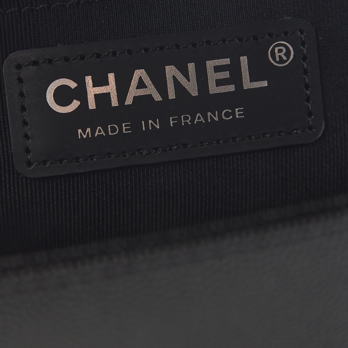 Caviar Quilted Medium Boy Flap Black