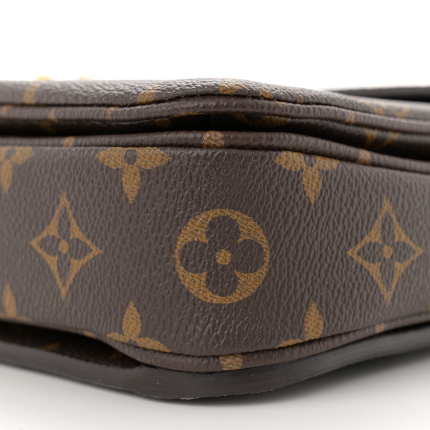 Louis Vuitton Monogram Pochette Metis 9 of 11