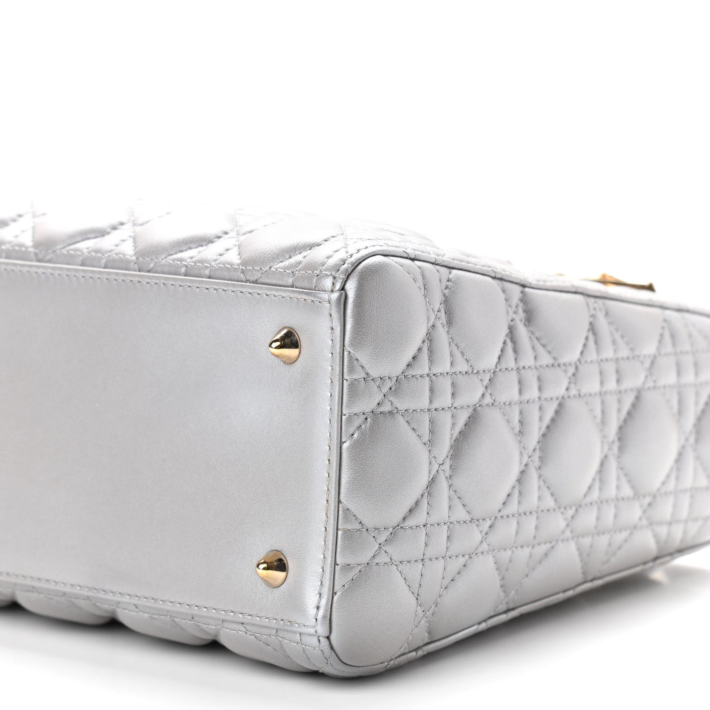 Pearly Lambskin Cannage Medium Lady Dior Grey