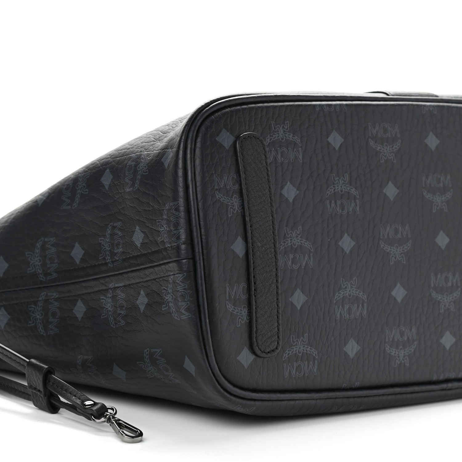 MCM Visetos Medium Liz Reversible Shopper Tote Black 5 of 19