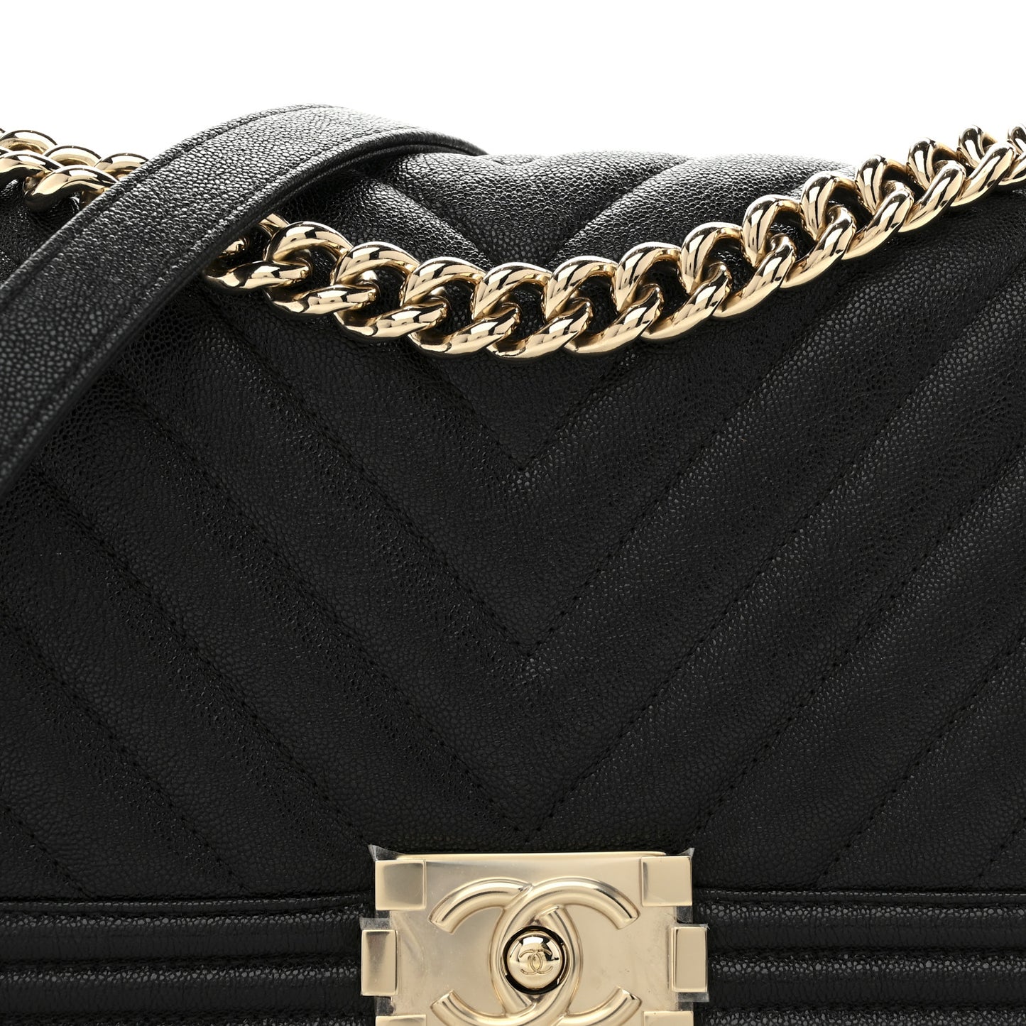 Caviar Chevron Quilted Medium Boy Flap Black
