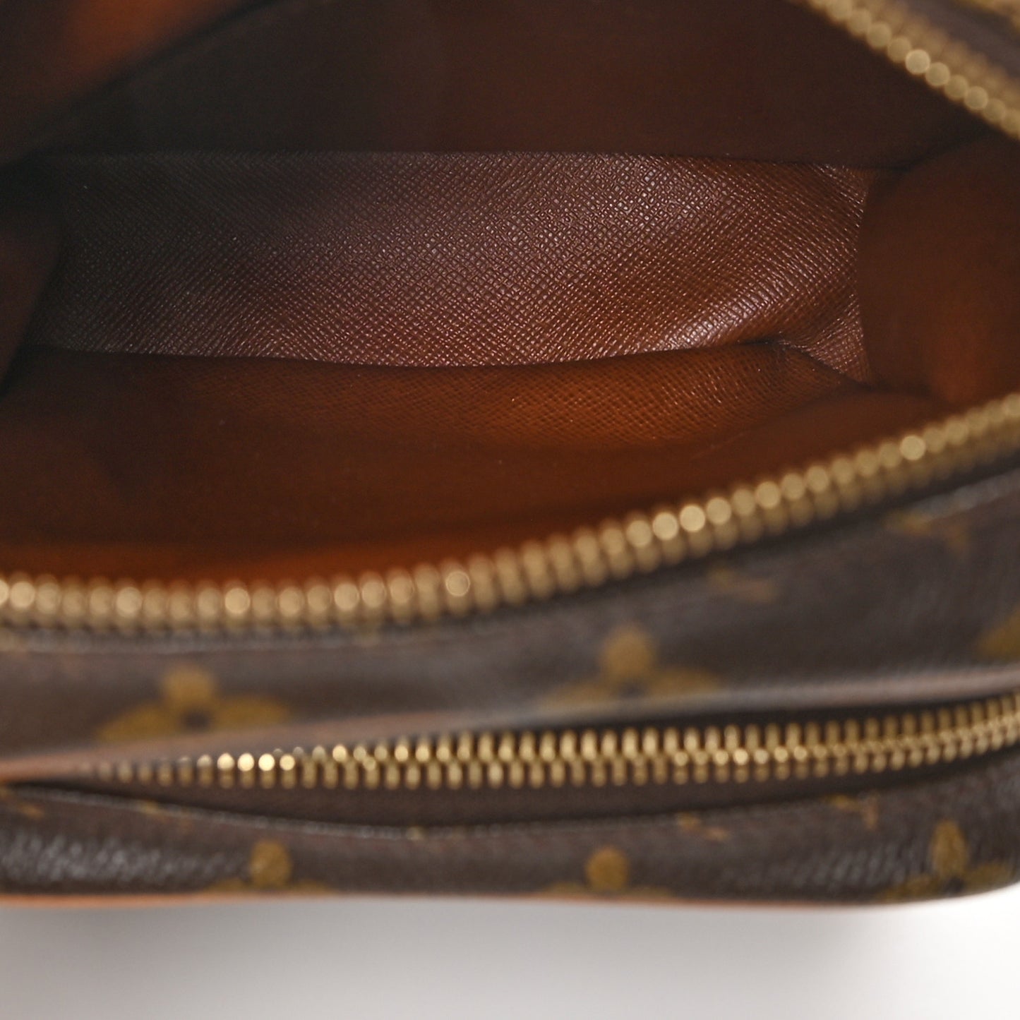 Monogram Amazone
