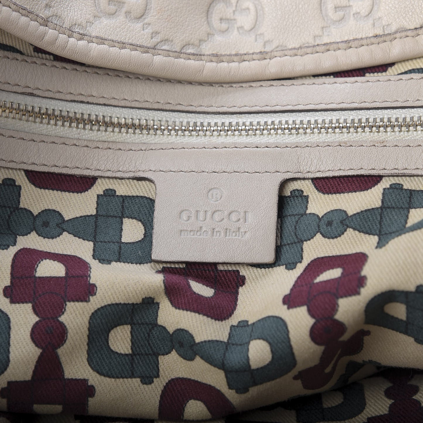 Guccissima Medium Pelham Shoulder Bag Off White
