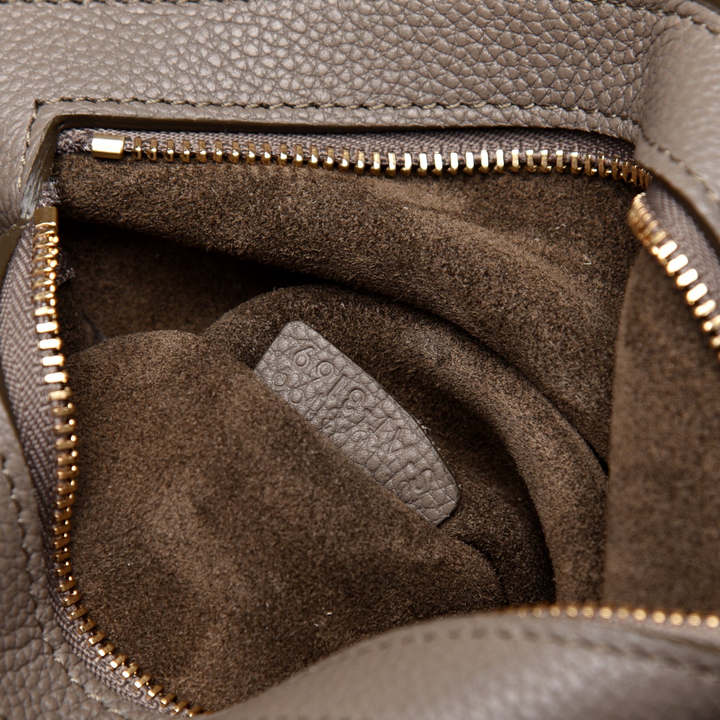 Soft Grained Calfskin Small Belt Cabas Phantom Taupe