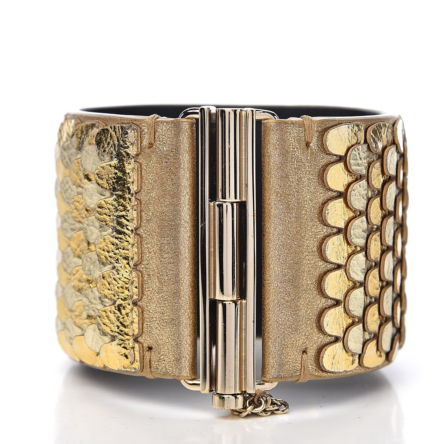 Chanel Metallic Goatskin Lambskin Calfskin CC Scales Cuff Gold 3 of 4