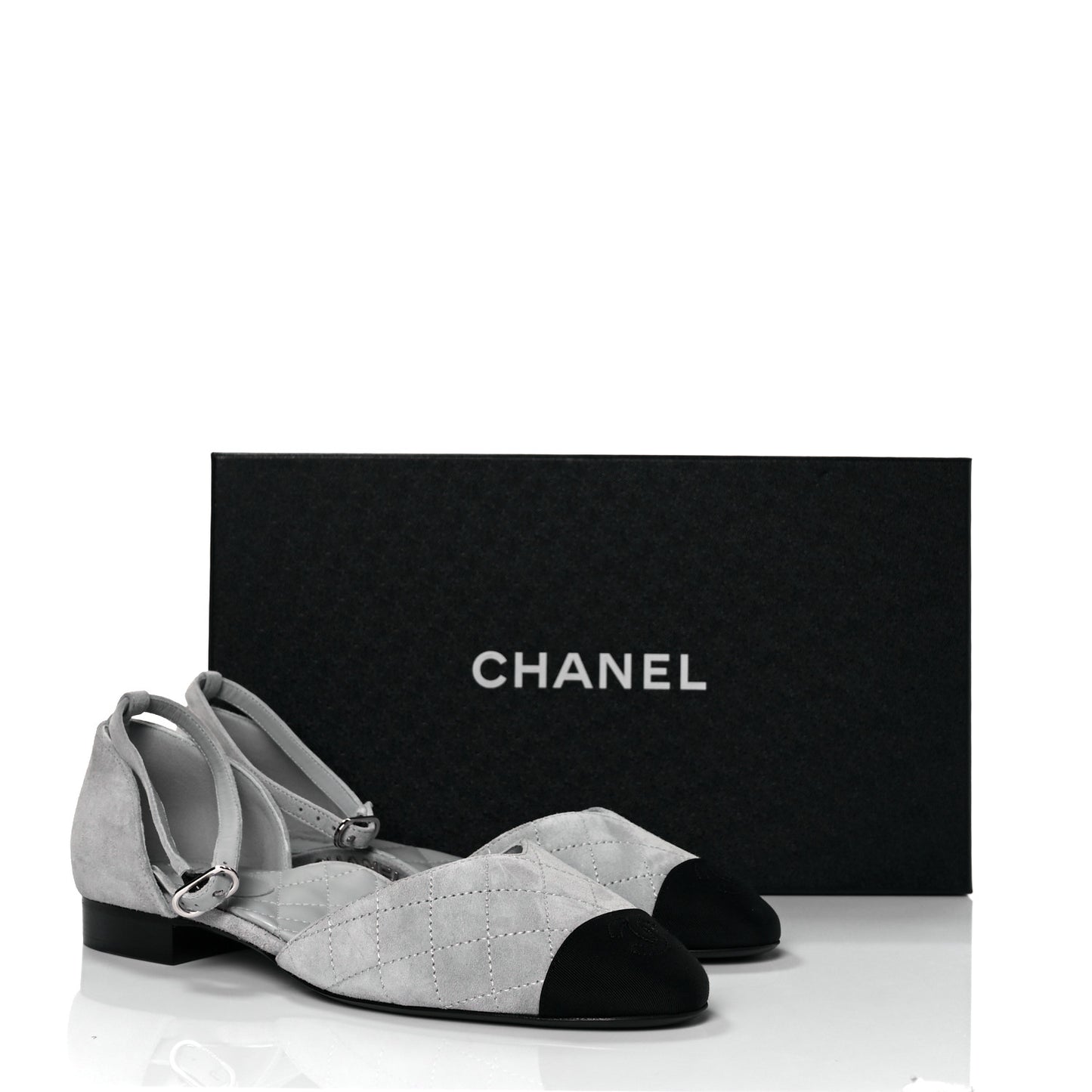 Suede Grosgrain Cap Toe CC Mary Jane Flats 39 Light Grey Black
