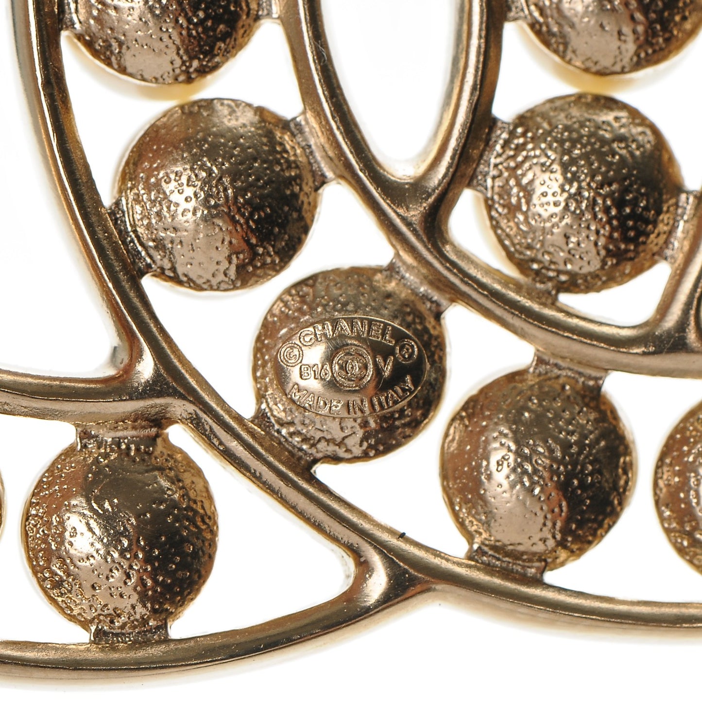 Pearl CC Brooch Light Gold