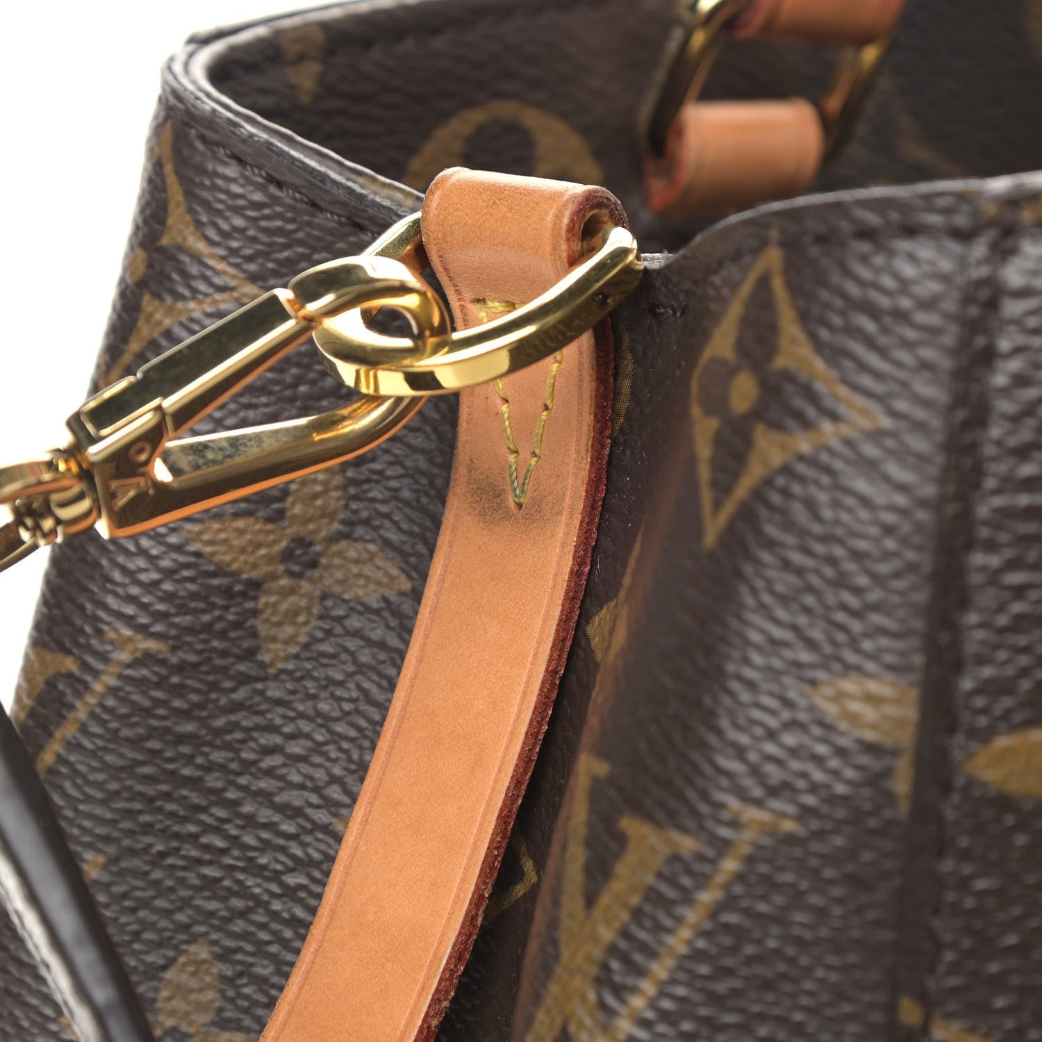 Louis Vuitton Monogram Montaigne BB 10 of 12
