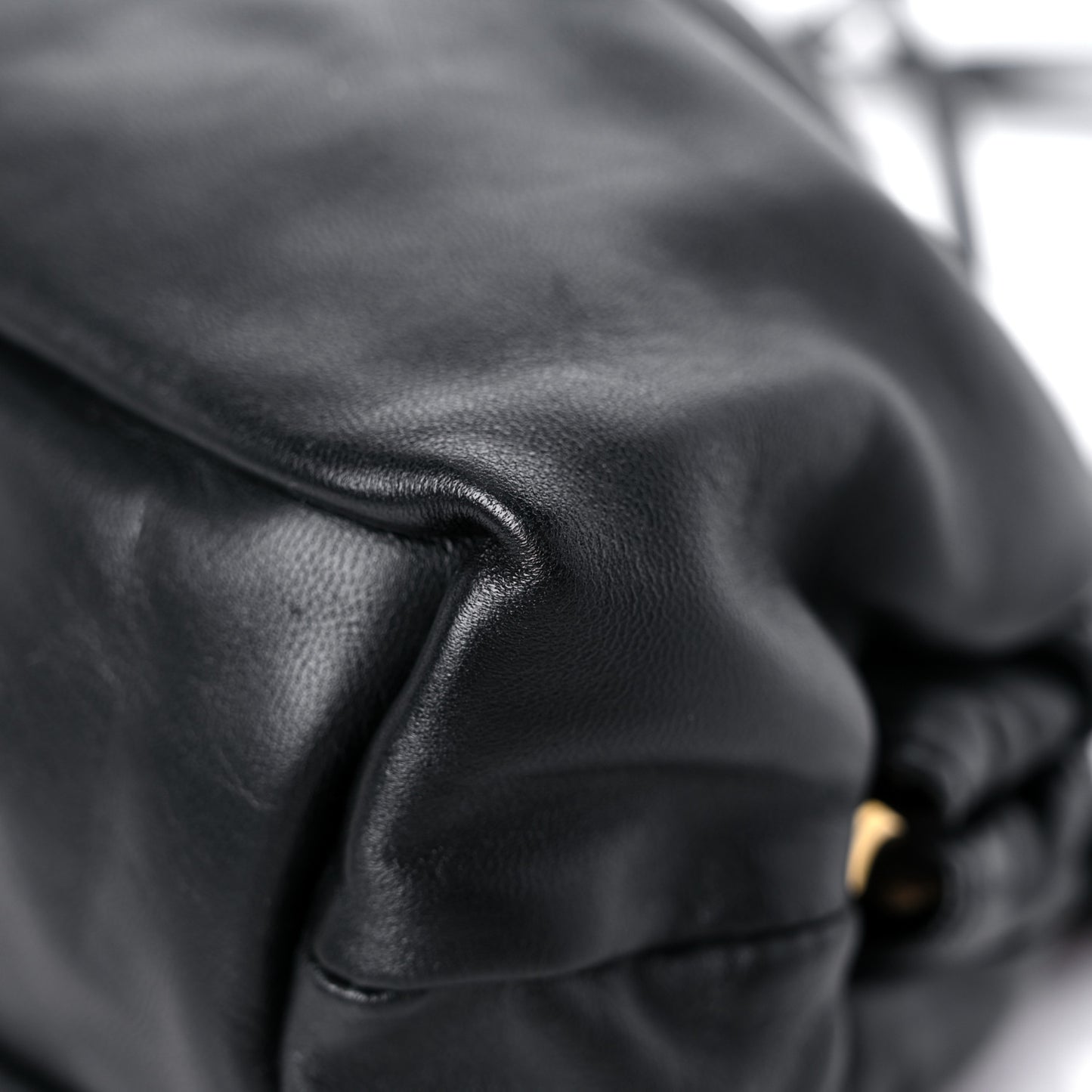 Lambskin Mini Cloud Clutch Black Flamma