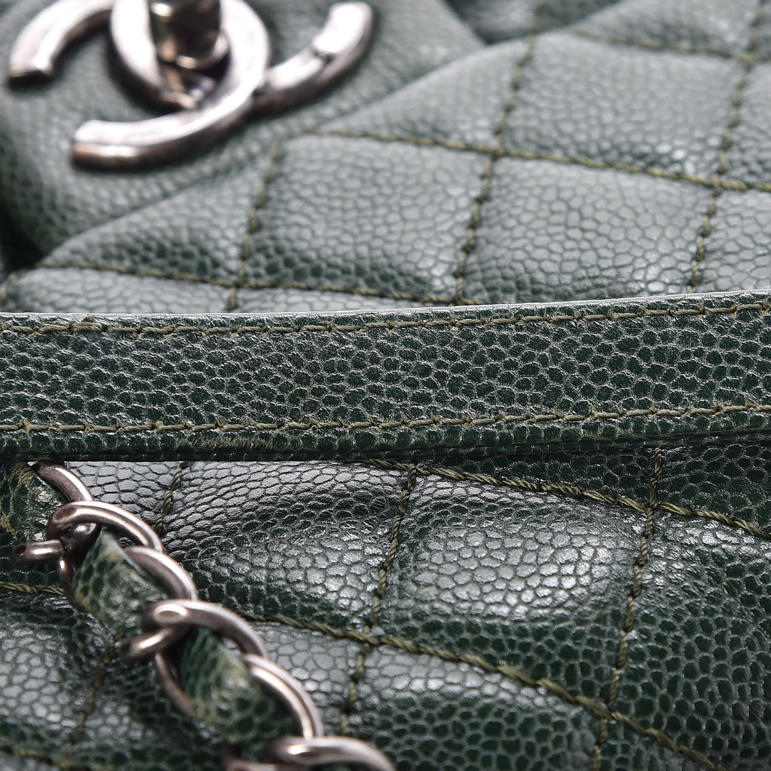 Chanel Iridescent Caviar Quilted Medium Chic Flap Green 11 of 15