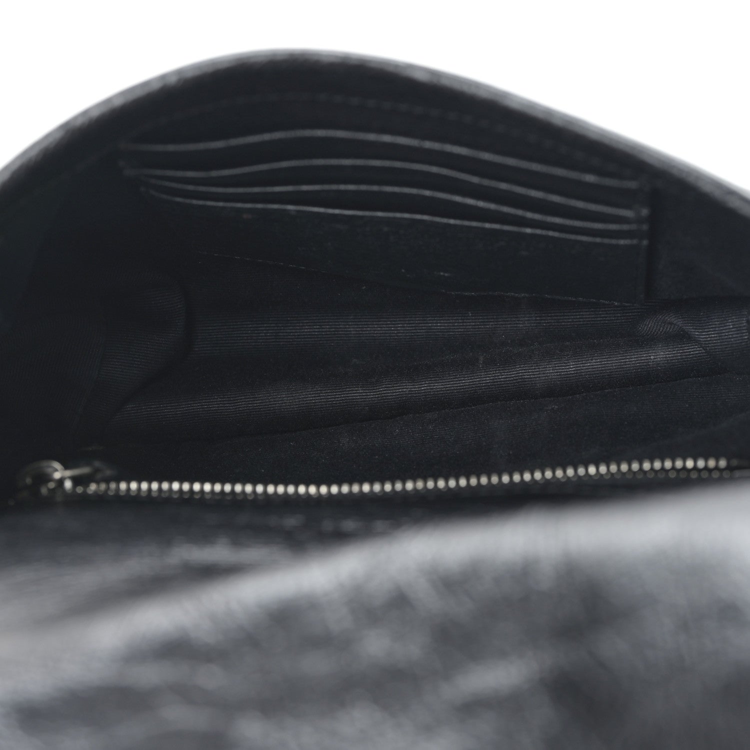 Saint Laurent Crinkled Calfskin Matelasse Monogram Niki Chain Wallet Black 5 of 9