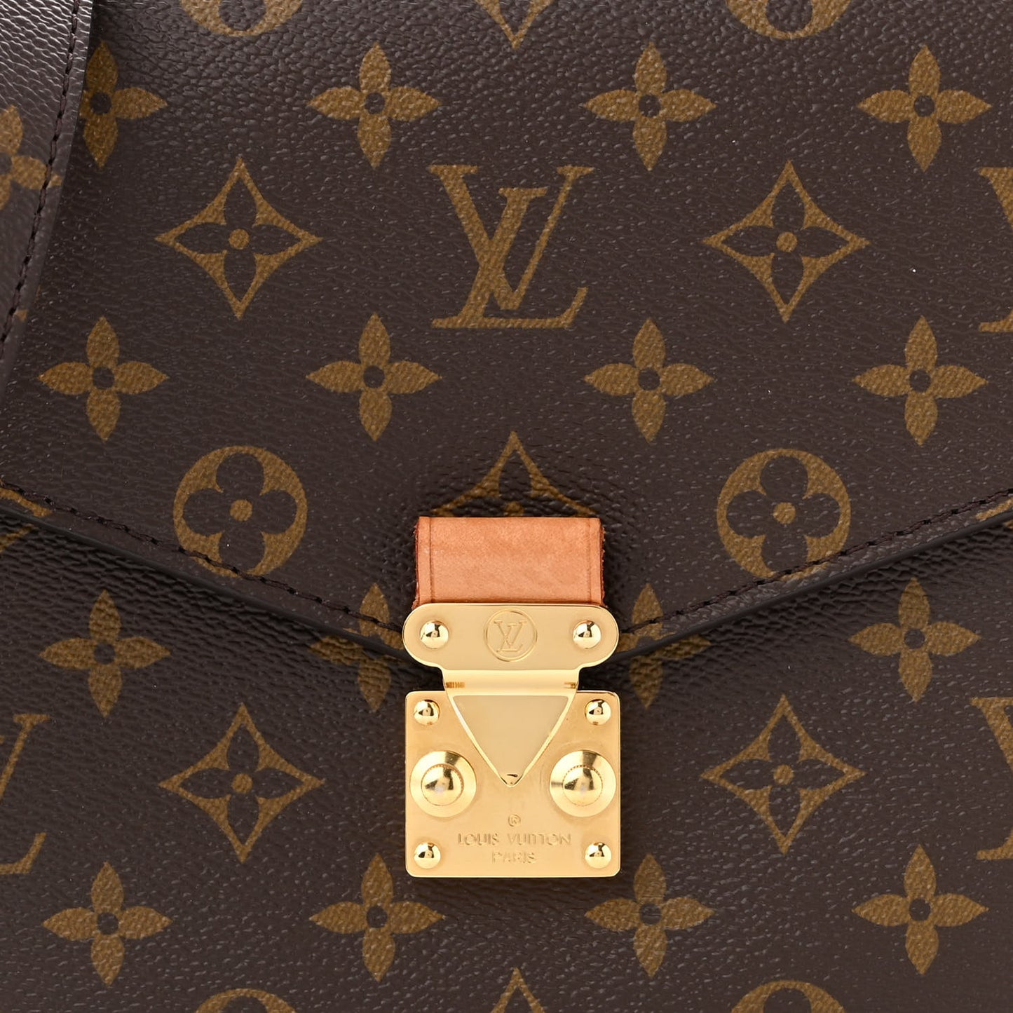 Monogram Pochette Metis