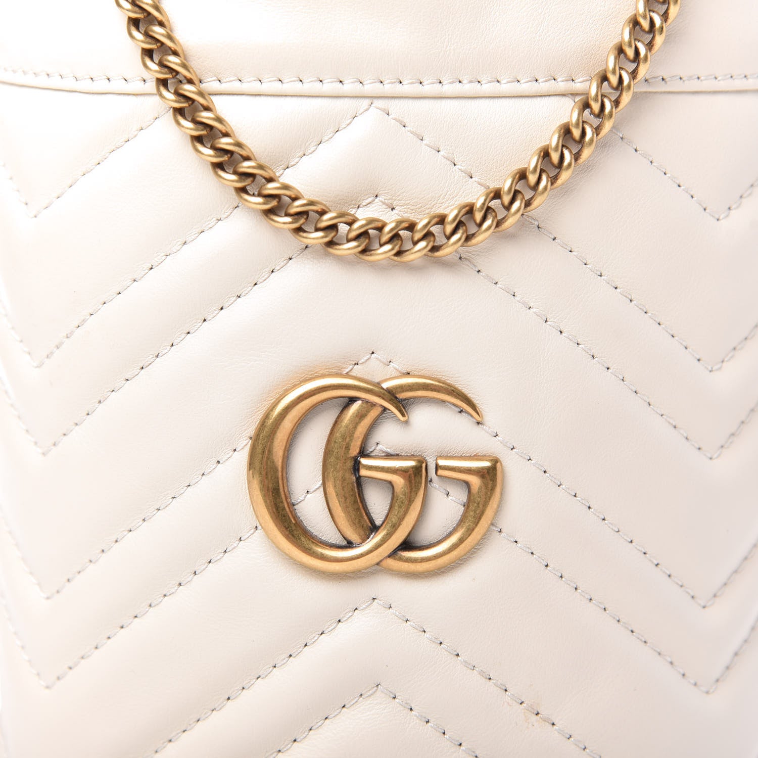 Gucci Calfskin Matelasse Mini GG Marmont 2.0 Bucket Bag White 10 of 10
