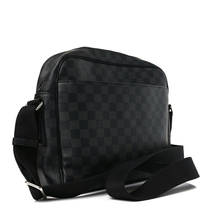 Louis Vuitton Damier Graphite Dayton Reporter MM 2 of 8