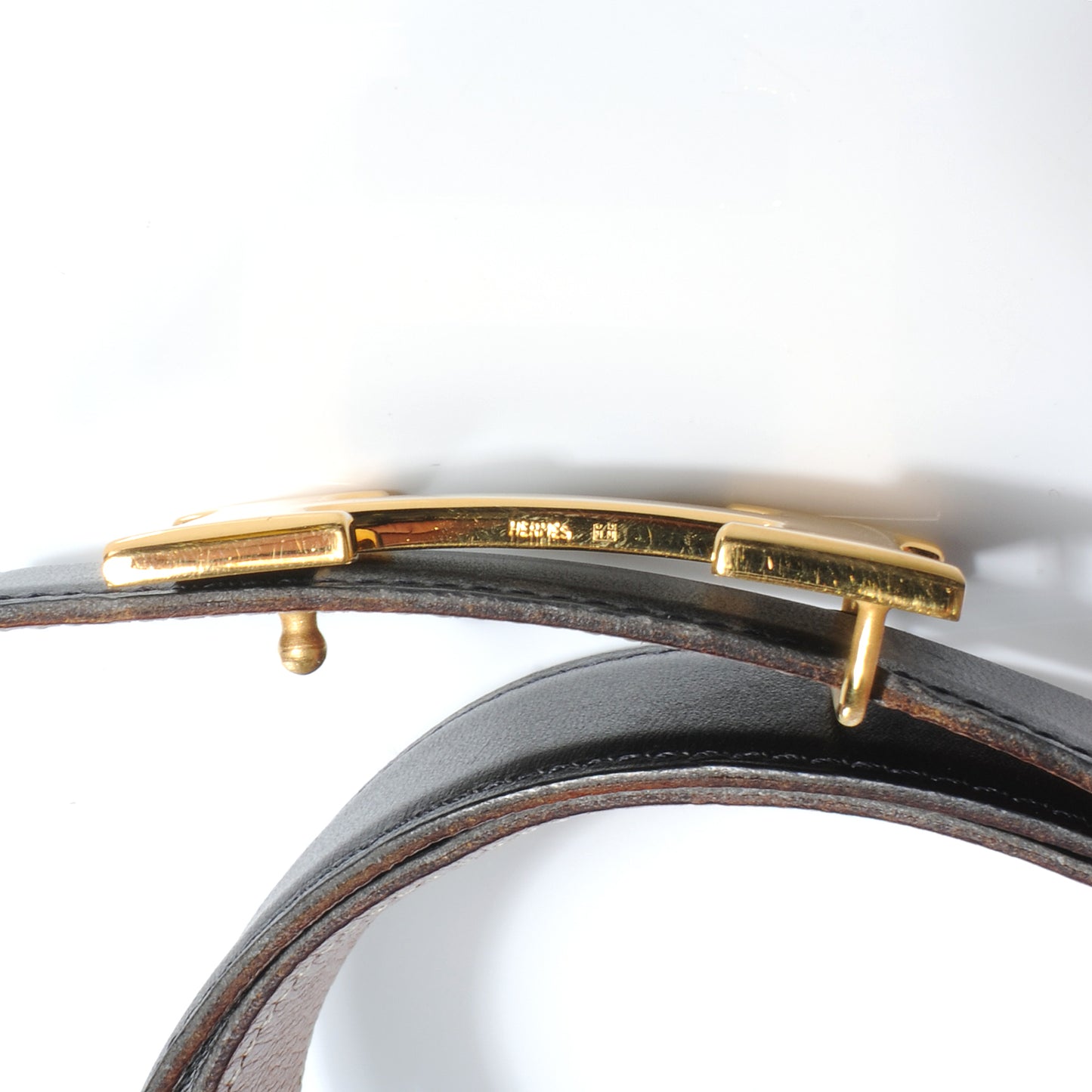 Box Courchevel 32mm H Belt 65 Black Gold