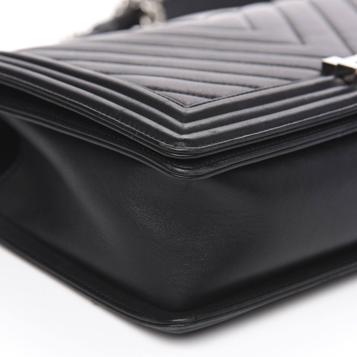 Chanel Calfskin Chevron Quilted New Medium Boy Flap Black 10 of 15