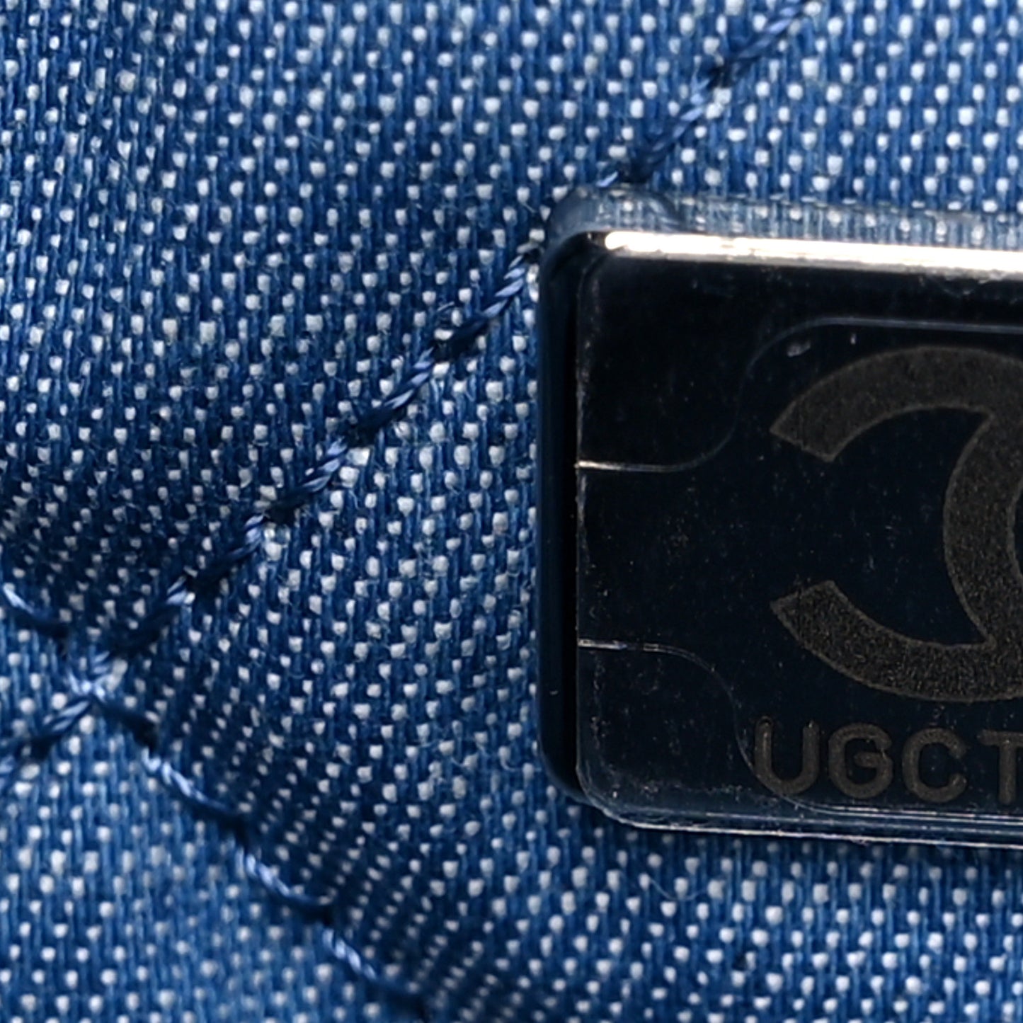 Denim Quilted Chanel 22 Blue