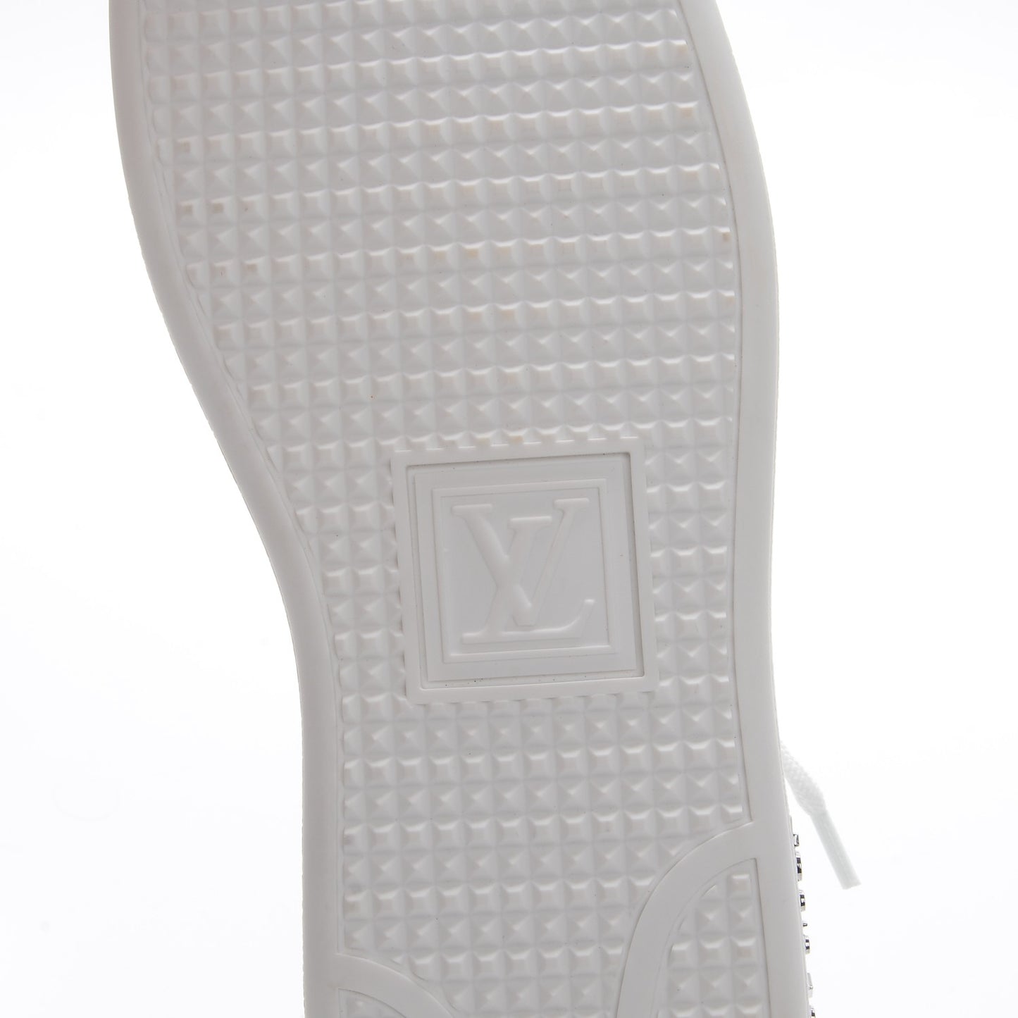 Metallic Calfskin Frontrow Sneakers 37 Silver