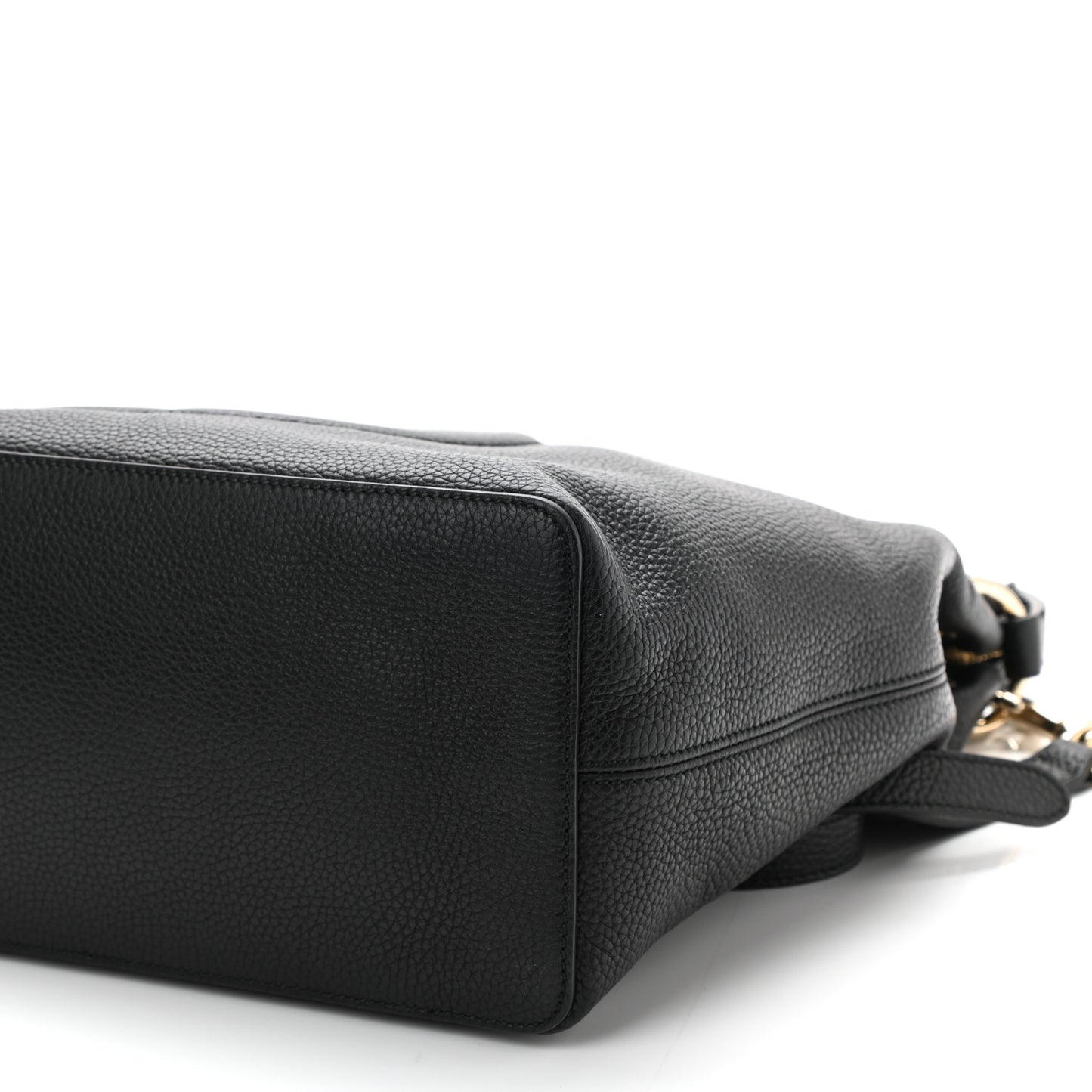 Pebbled Calfskin Large Soho Hobo Black