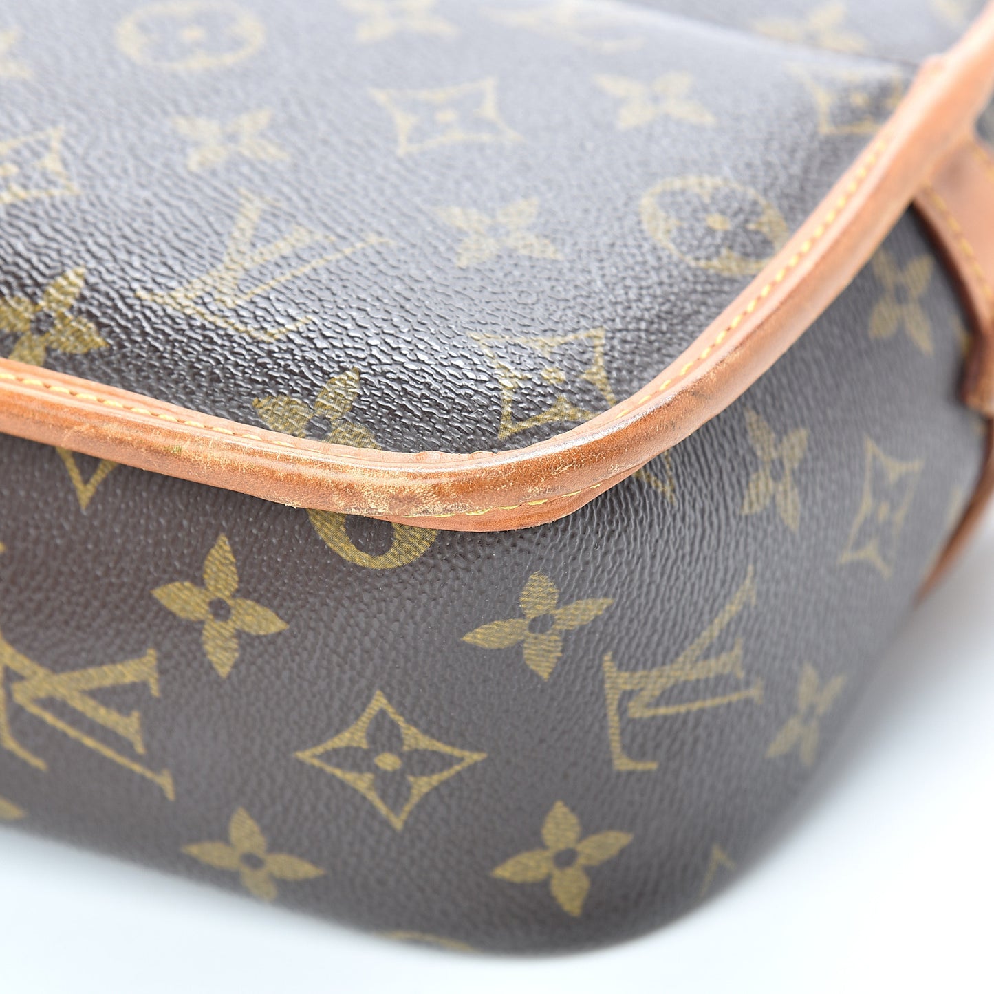 Monogram Sologne