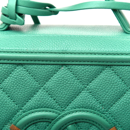 Chanel Caviar Quilted Medium CC Filigree Vanity Case Green 13 of 22