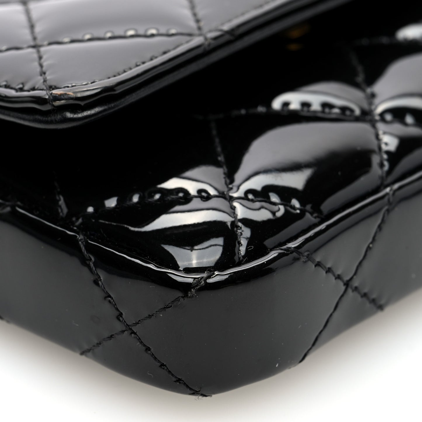 Patent Enamel Quilted Coco Hearts Clutch With Chain Black