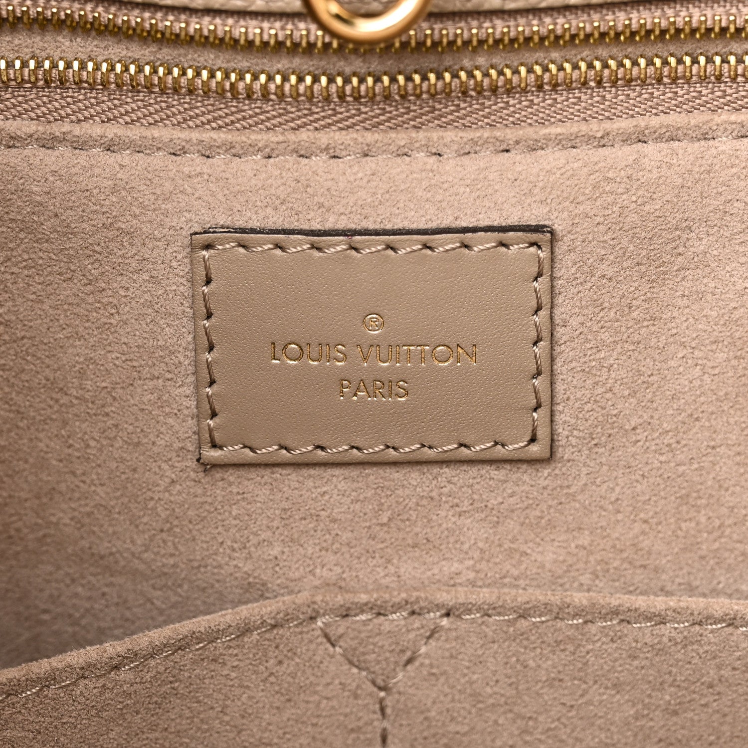 Louis Vuitton Empreinte Monogram Giant Onthego MM Tourterelle 11 of 16