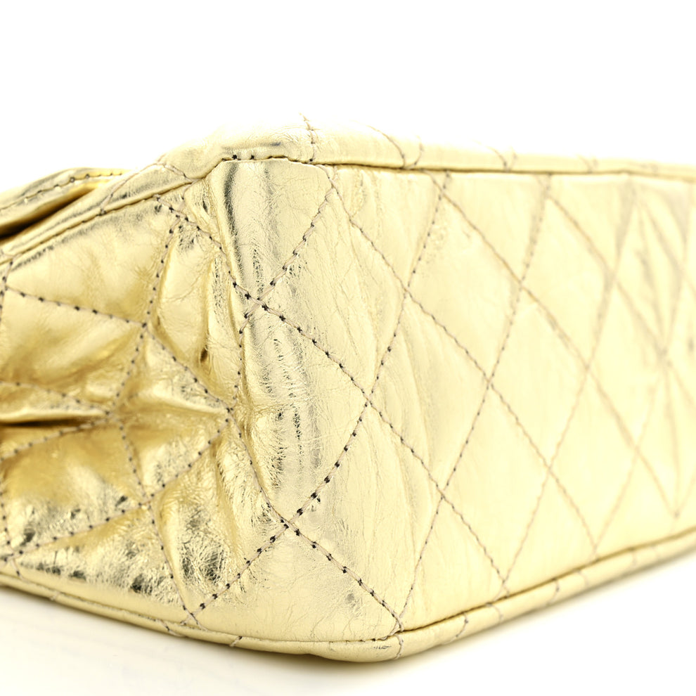 Chanel Metallic Aged Calfskin Quilted 2.55 Reissue 227 Flap Gold ...