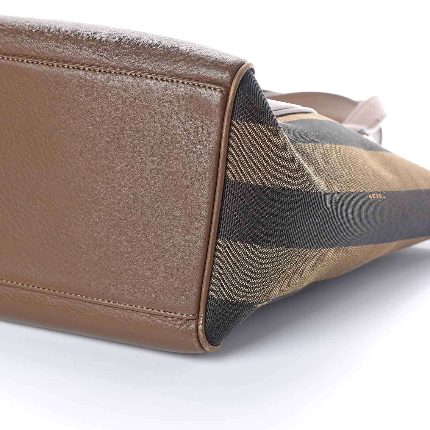 Pequin Vitello Zip Tote Tobacco Foresta
