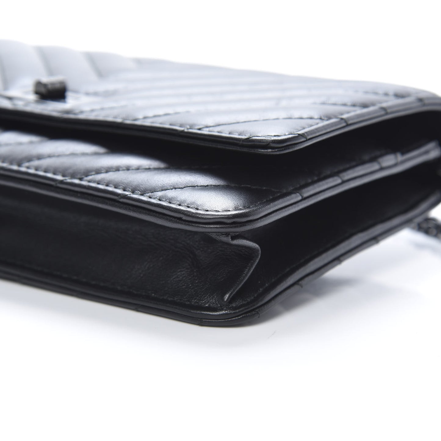 Aged Calfskin Chevron Quilted Reissue Wallet On Chain WOC So Black