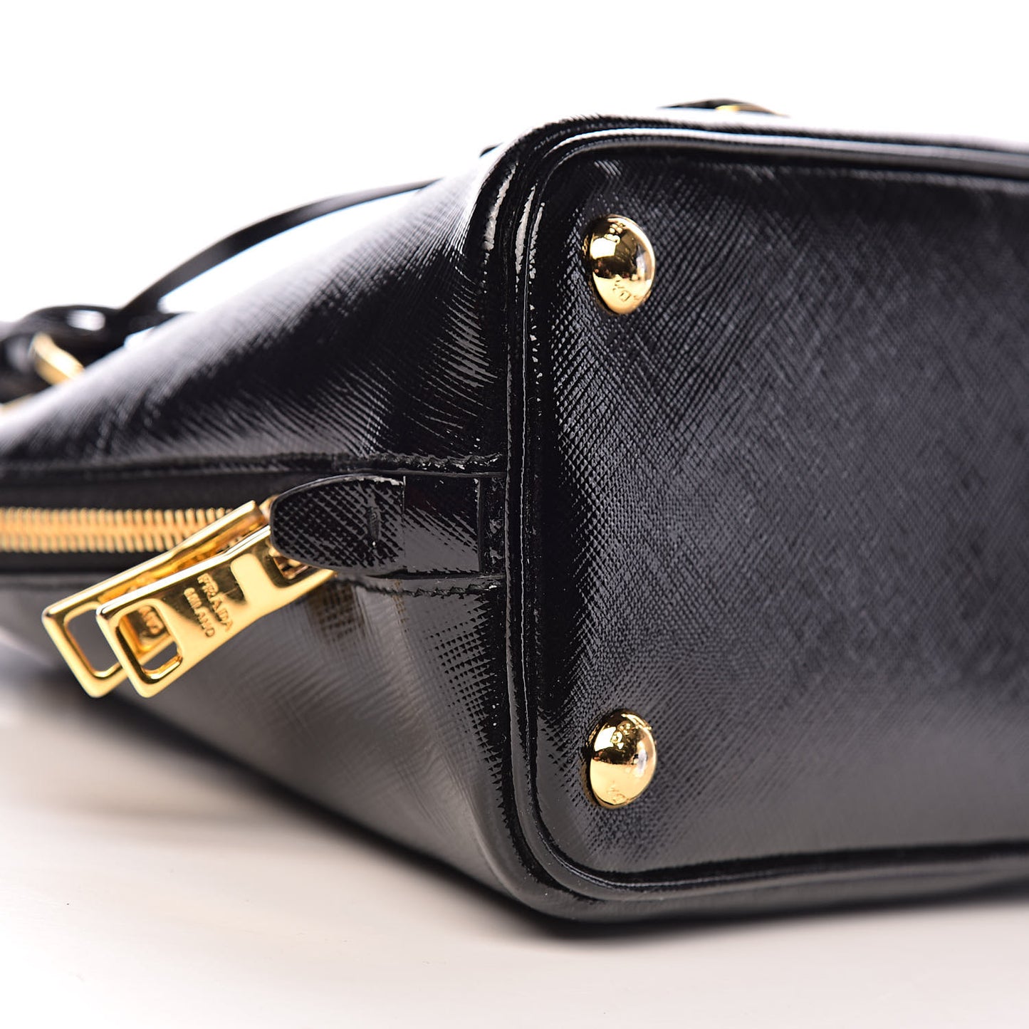 Saffiano Vernice Small Promenade Tote Black