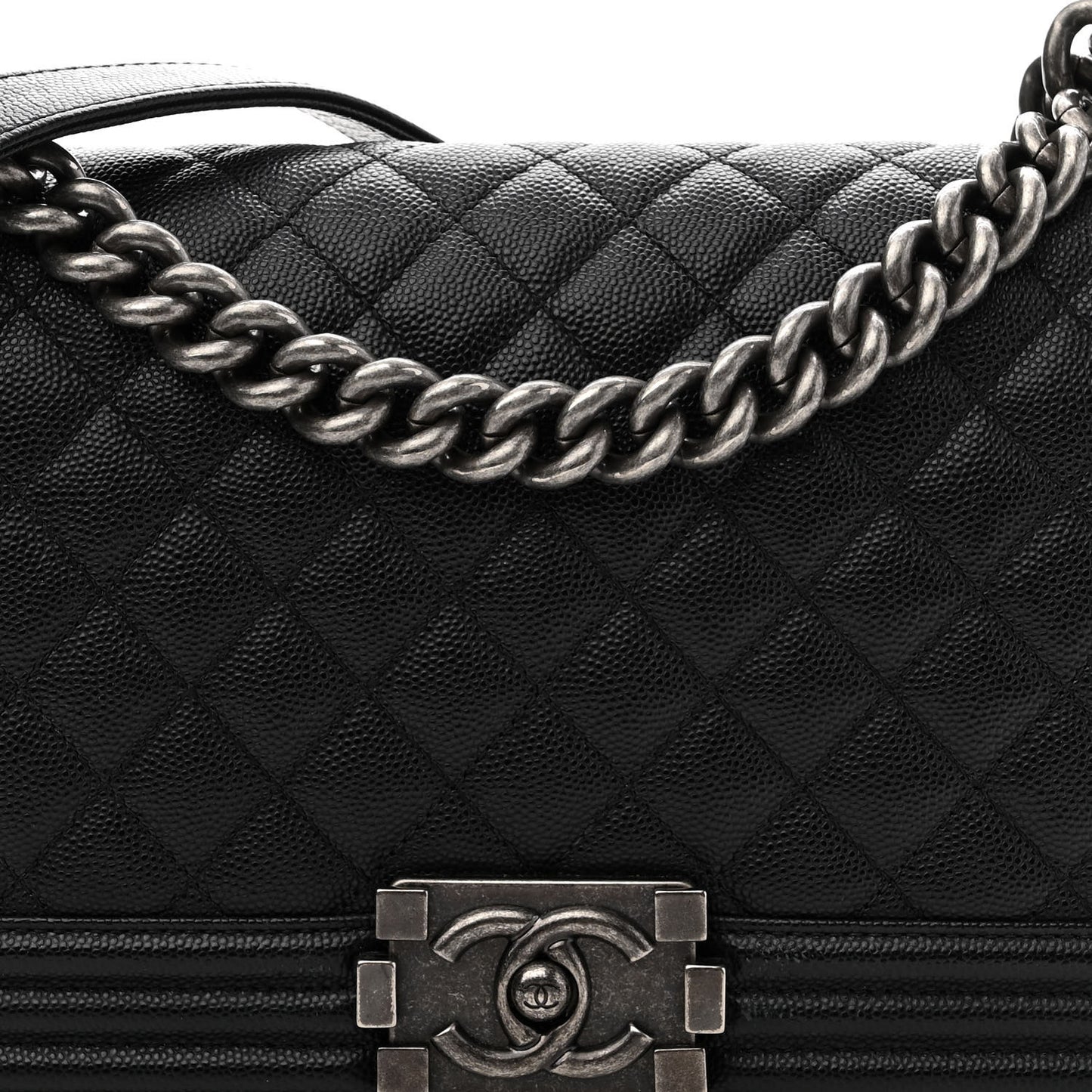 Caviar Quilted Medium Boy Flap Black