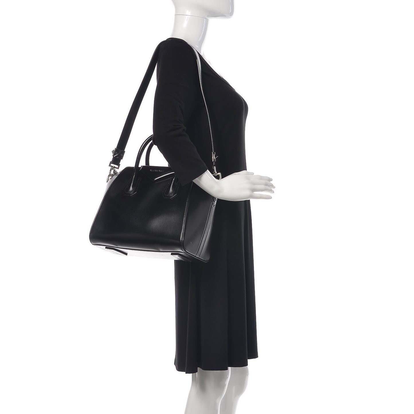 Shiny Lord Calfskin Small Antigona Black
