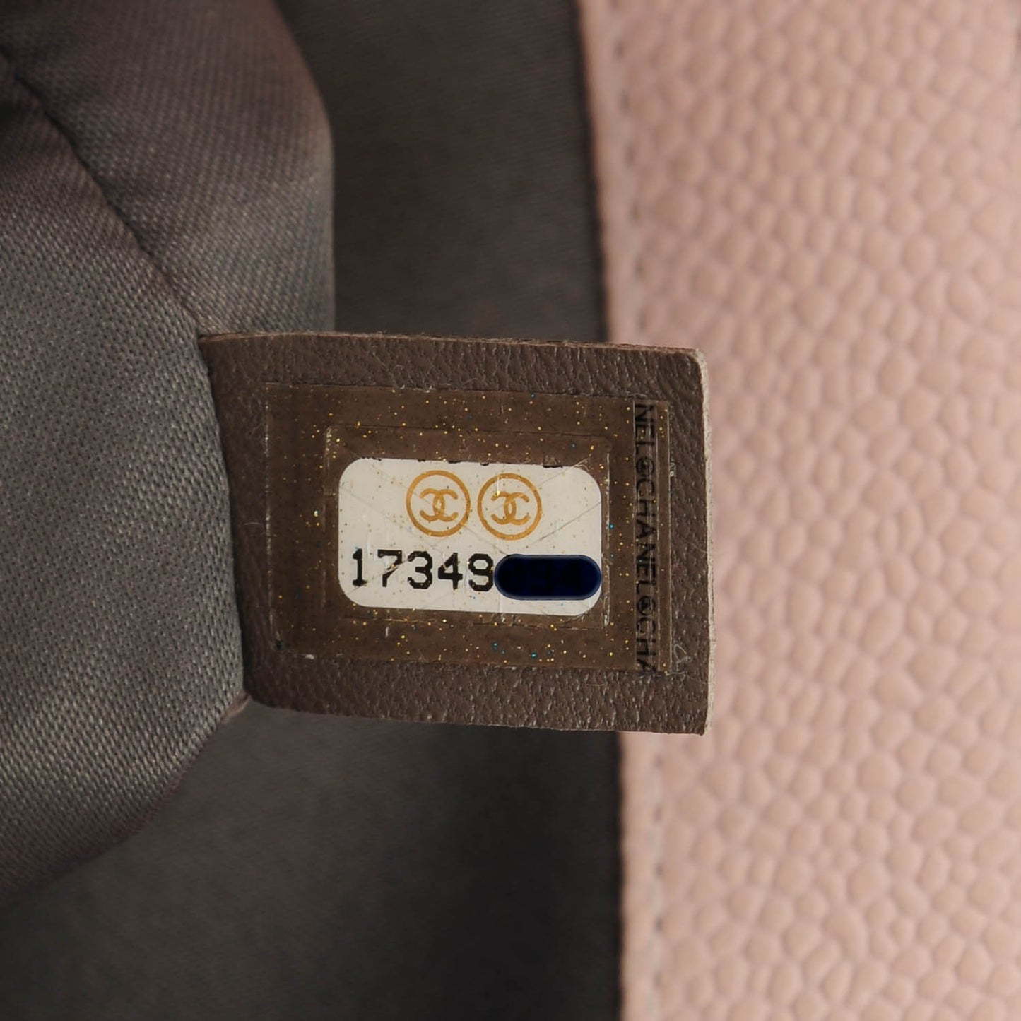 Caviar Quilted Grand Shopping Tote GST Light Pink